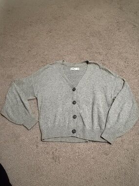 Hollister Light Gray V-Neck Button Front Women's Cardigan